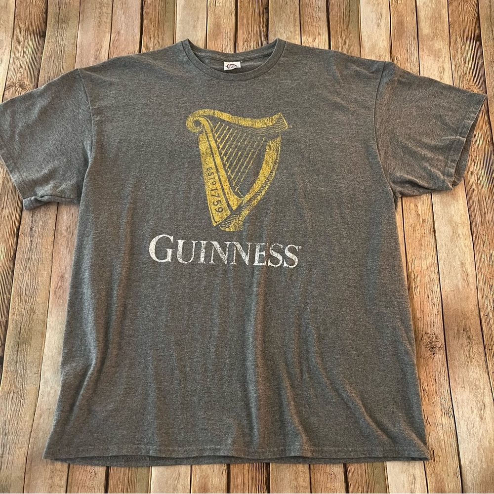 Guinness Beer mens short sleeve graphic tee shirt | size Extra Large - Picture 7 of 8